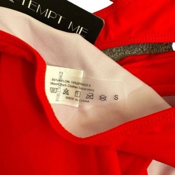Tempt Me Red Bandeau Strapless Twist Front Bikini Set Small NWT - Picture 4 of 8